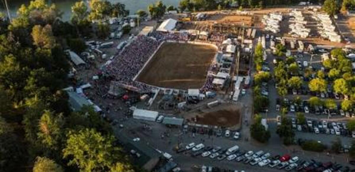 Twilight Turn and Burn - Redding Rodeo Arena